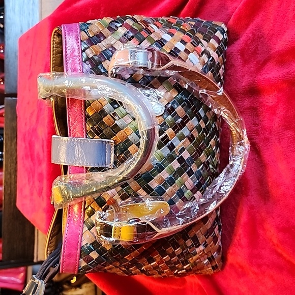 Handbag - Picture 3 of 5